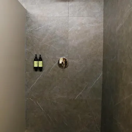 Uri Bbi00060 Self Check In Gæstehus Bilbao