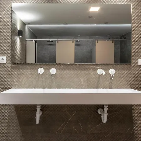 Гостевой дом Uri Bbi00060 Self Check In *